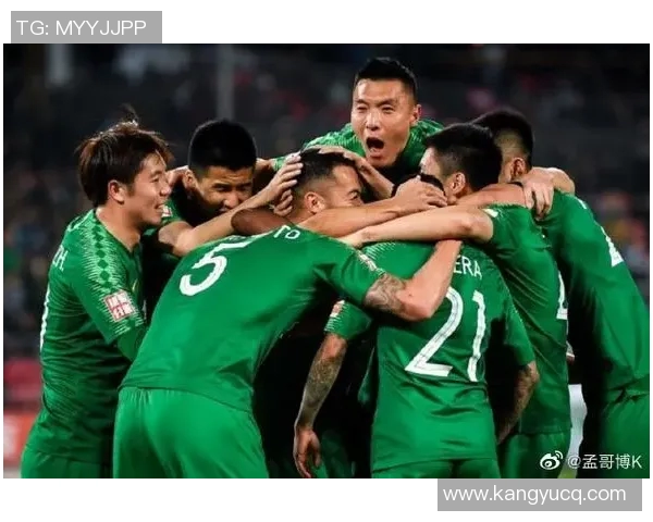 回顾99赛季鲁能与武汉的经典对决与历史意义分析 回顾99赛季鲁能与武汉的经典对决与历史意义分析